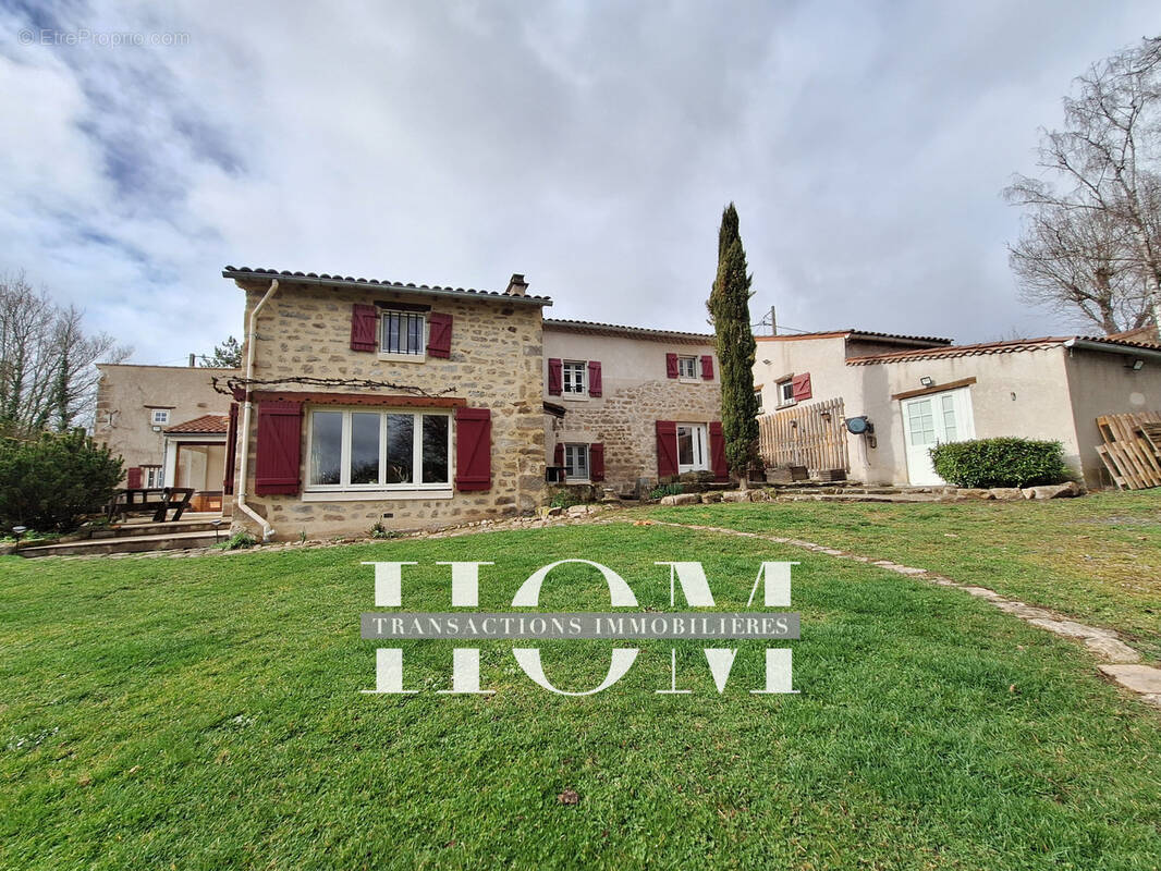 Maison à ESTANDEUIL