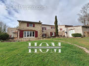 Maison à ESTANDEUIL