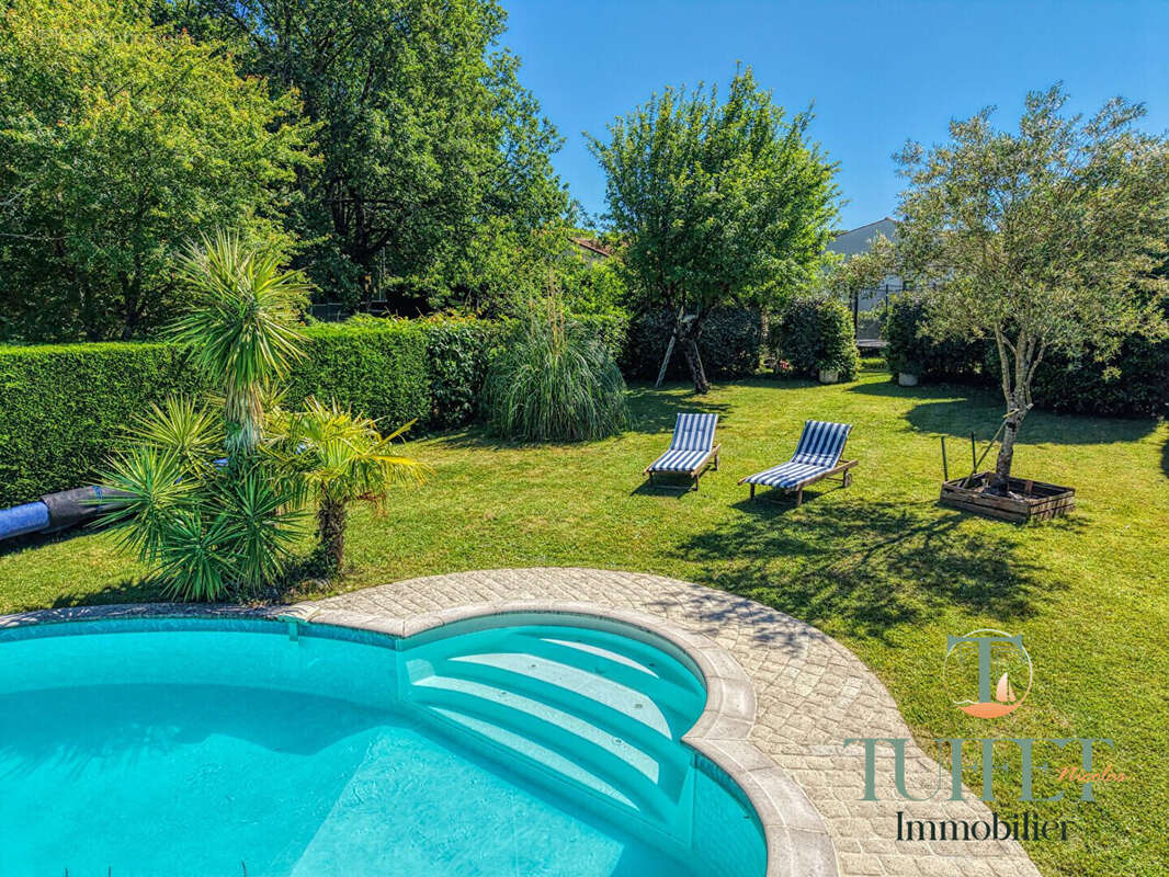 Maison 118 m² à Breuillet  - photo 3