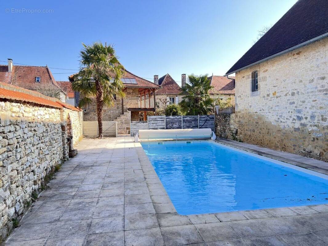 Maison à FIGEAC