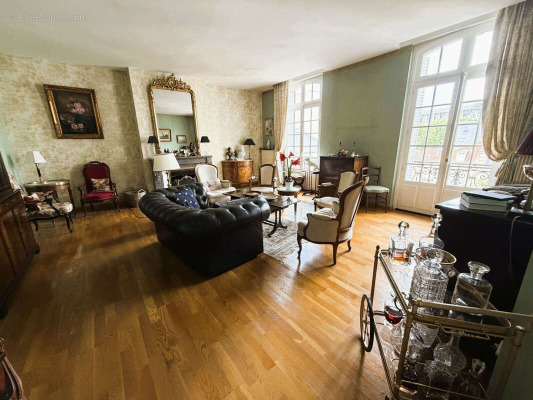 Appartement à VICHY