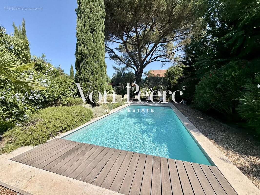 Maison à SAINT-REMY-DE-PROVENCE