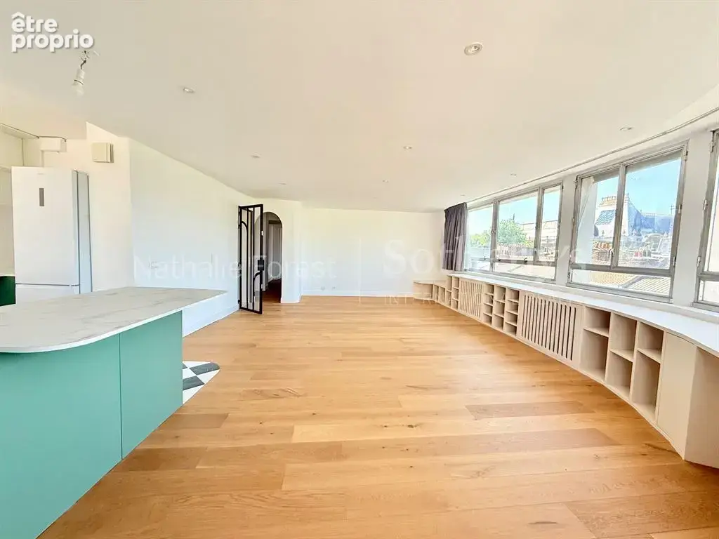 Appartement rénové - 2 chambres - vue exceptionnelle - parking - photo 3