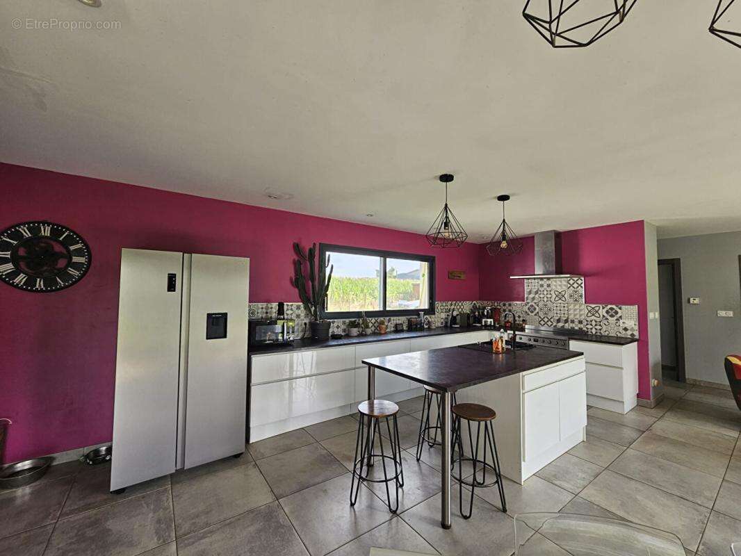 Maison à IDAUX-MENDY