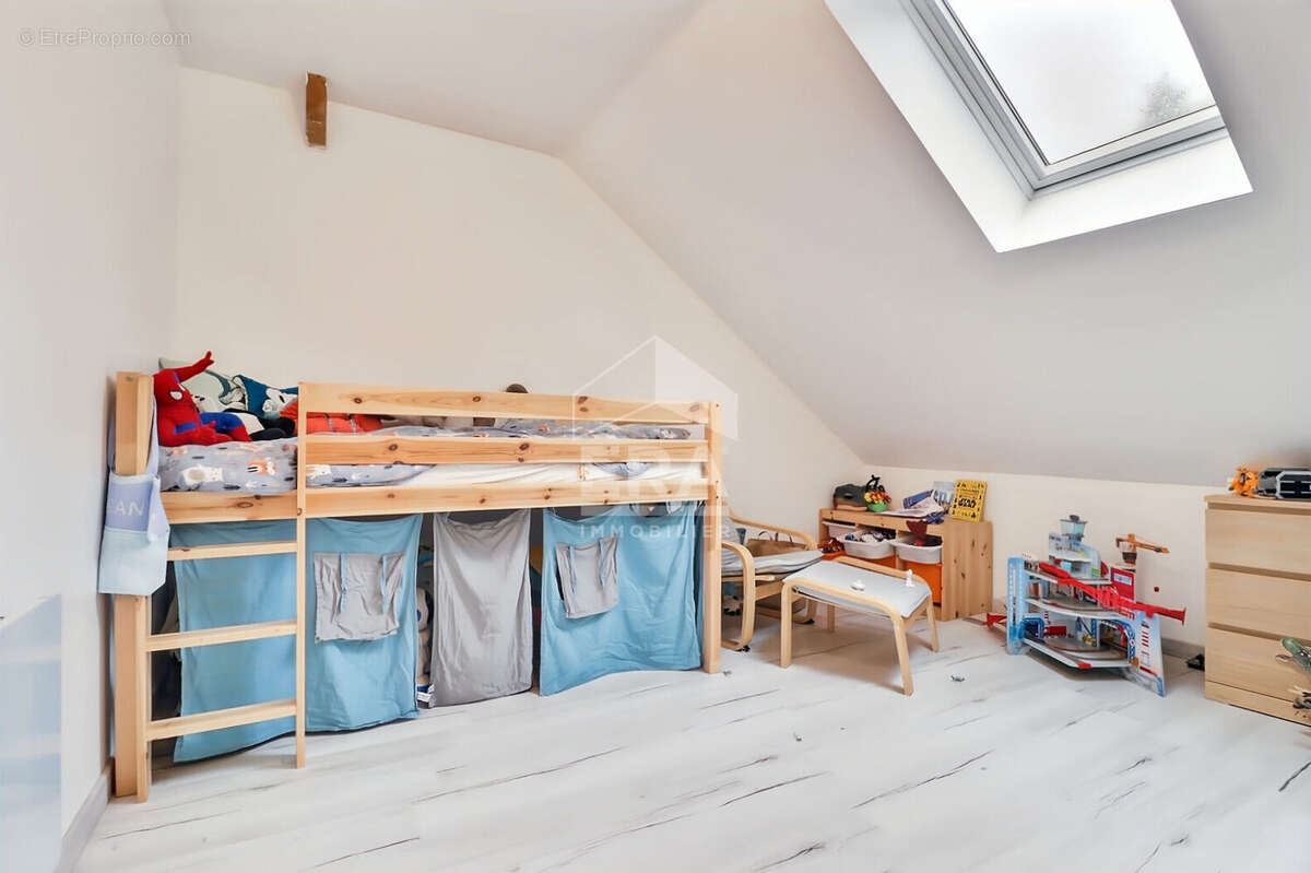 Maison à CHALO-SAINT-MARS