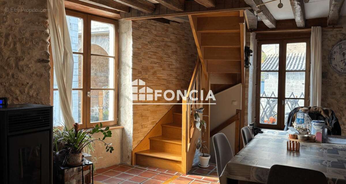 Maison à BEAUMONT-SUR-SARTHE