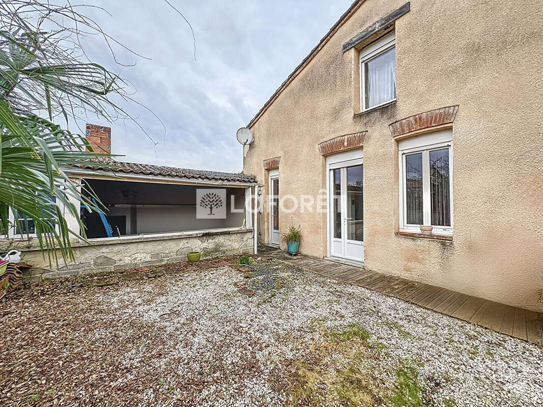 Maison à CASTELSARRASIN