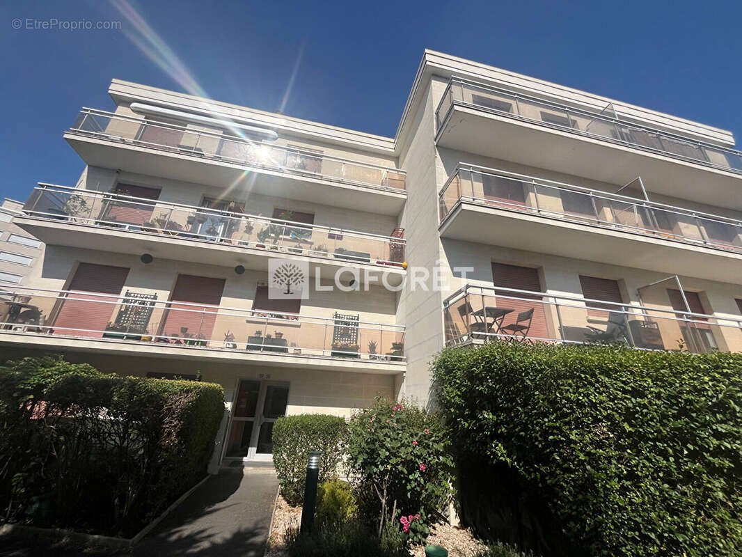 Appartement Villemomble 3 pièce(s) 72 m2 - photo 10