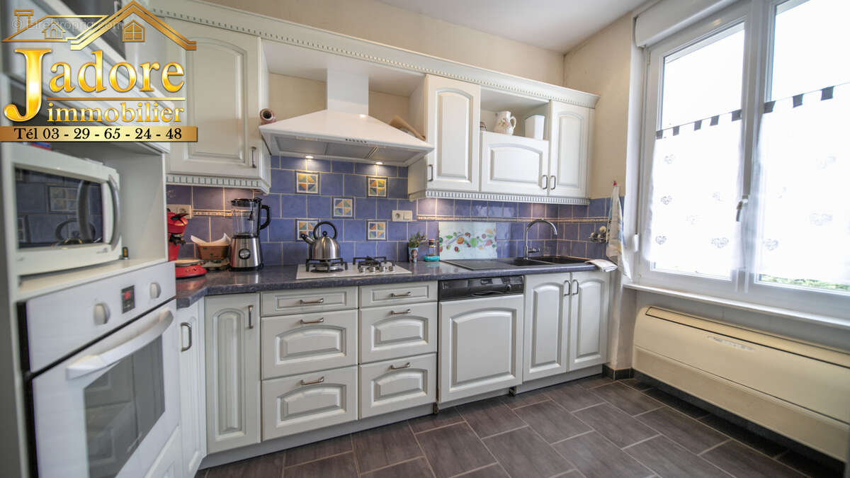 Maison à NEUVILLERS-SUR-FAVE