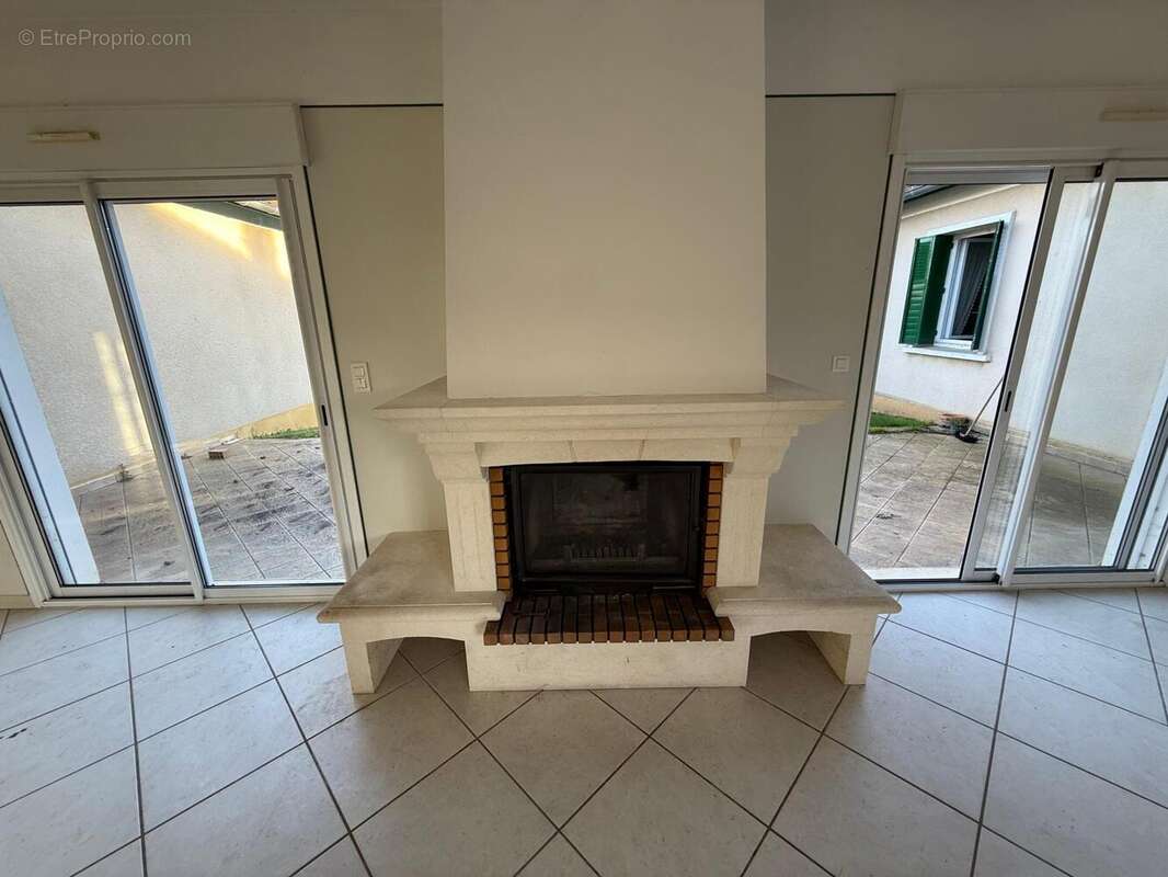 Photo 8 - Maison à LES PUJOLS