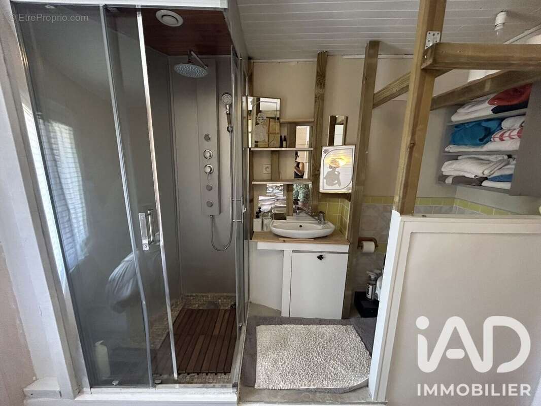 Maison 71 m² à Saint-Jean-De-Muzols  - photo 7