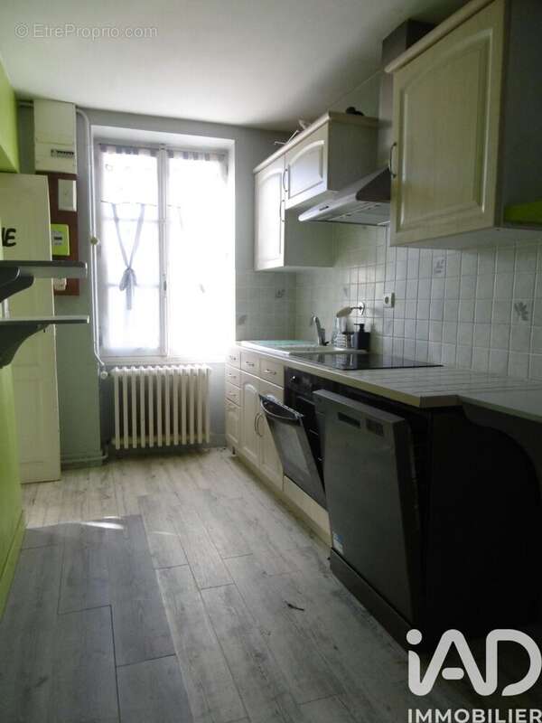 Photo 4 - Maison à BUSSIERE-POITEVINE