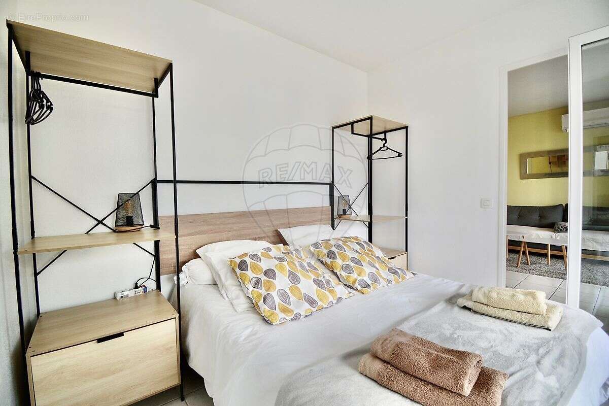 Appartement à VILLENEUVE-LOUBET