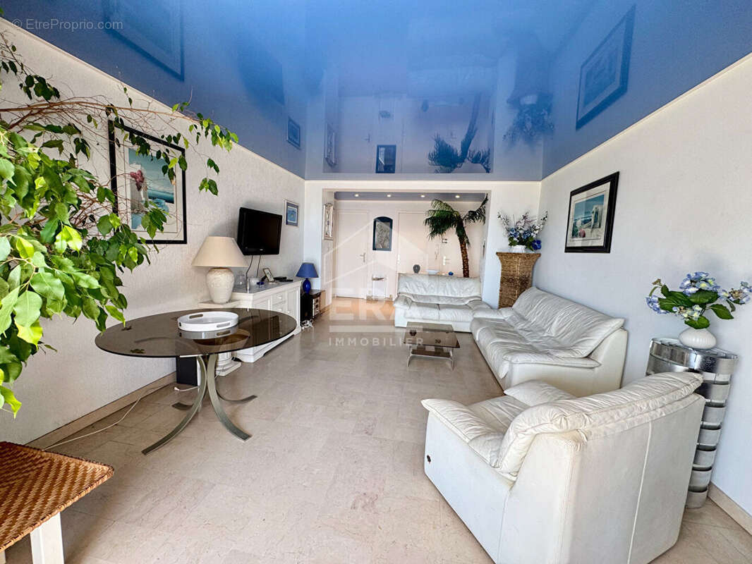 Appartement Vue Mer Saint Cyr Sur Mer 3 pièce(s) 69 m2 - photo 4