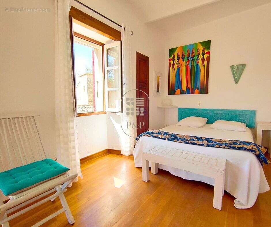 Maison à SAINT-AMBROIX