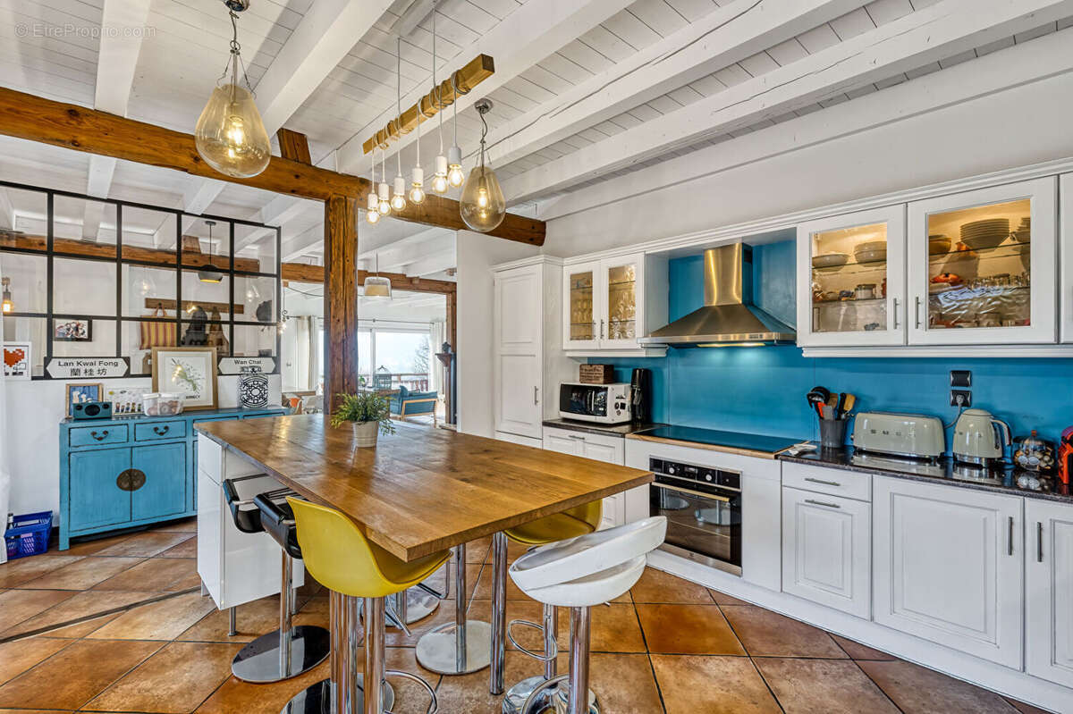 Maison à DINGY-SAINT-CLAIR