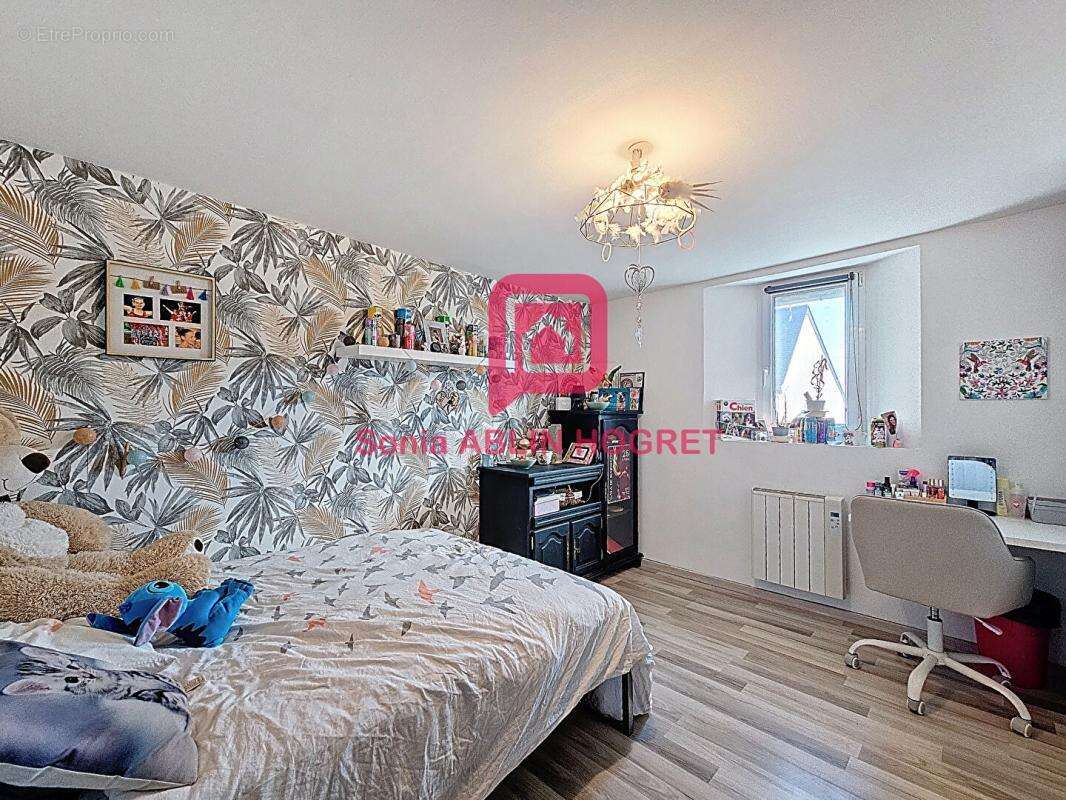Maison 164m²  avec terrain -10 min de Craon - photo 8