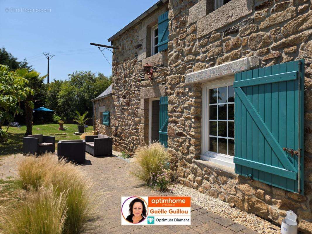 MORLAIX : Charmante maison en pierre de 3 chambres, jardin clos, vie de plain pied - photo 2