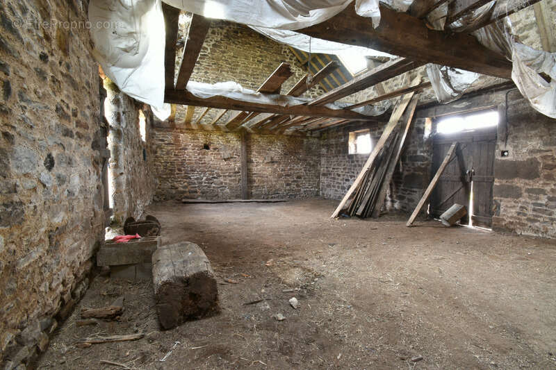 Maison à SAINT-FRAIMBAULT