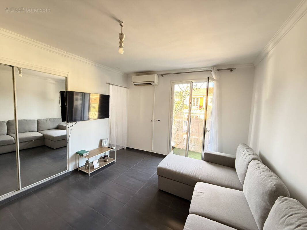 Appartement à SANARY-SUR-MER