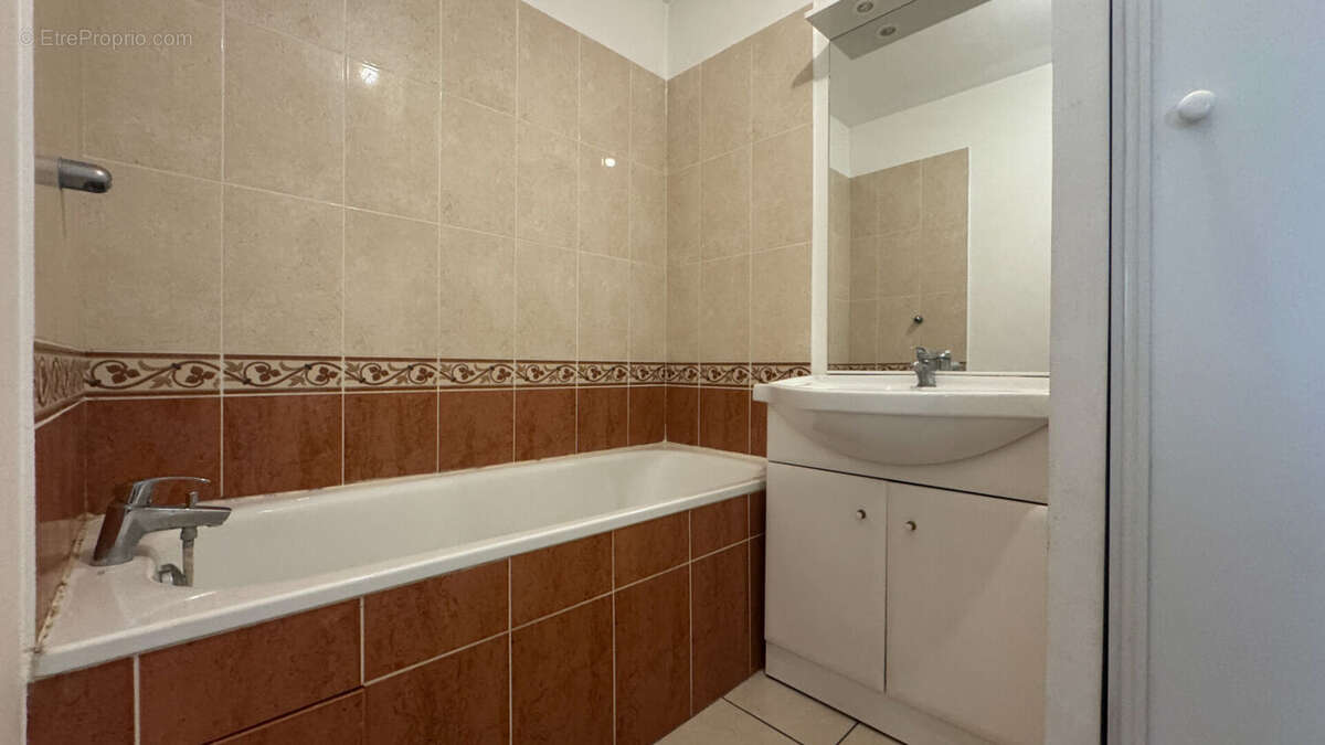 Appartement à CORBEIL-ESSONNES