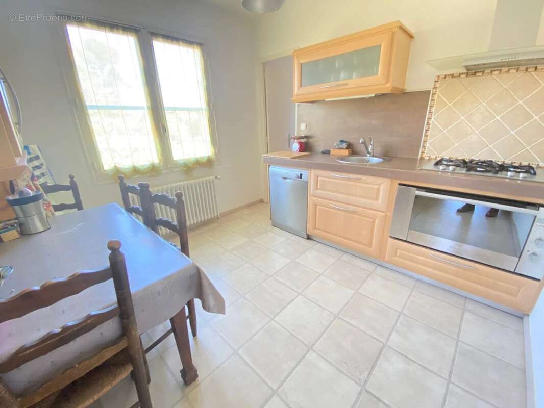 Maison à LA LONDE-LES-MAURES