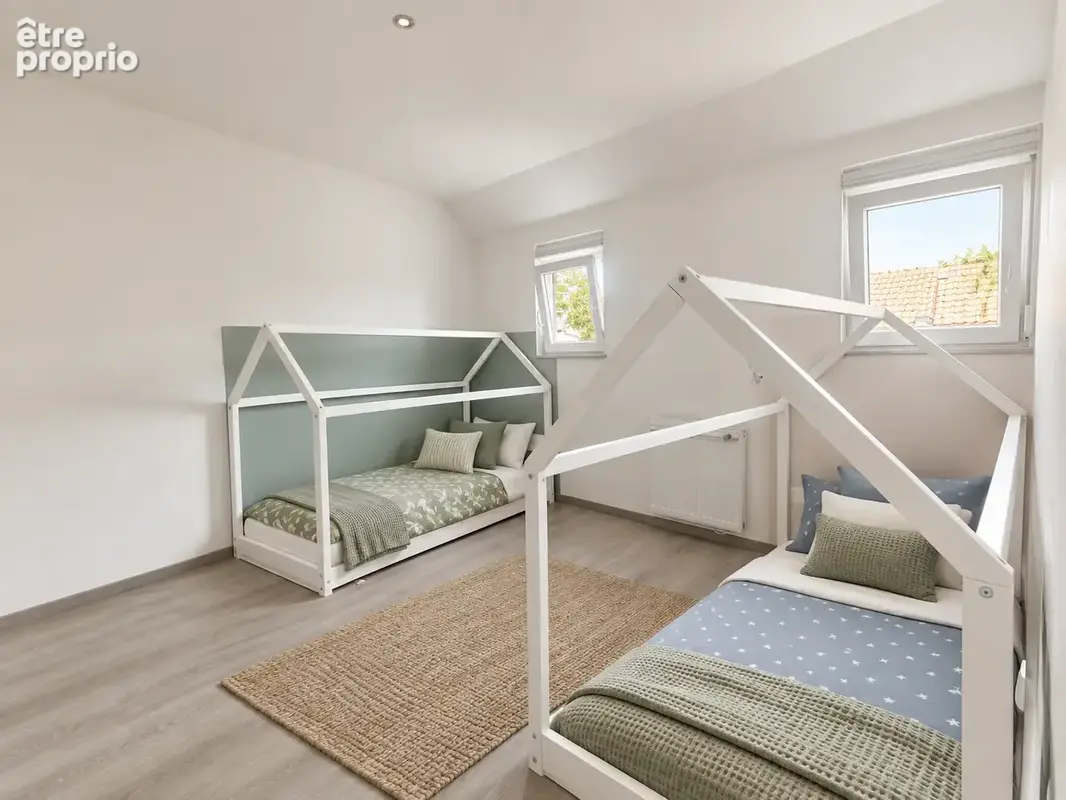 Maison familiale rénovée à Anhiers - photo 12