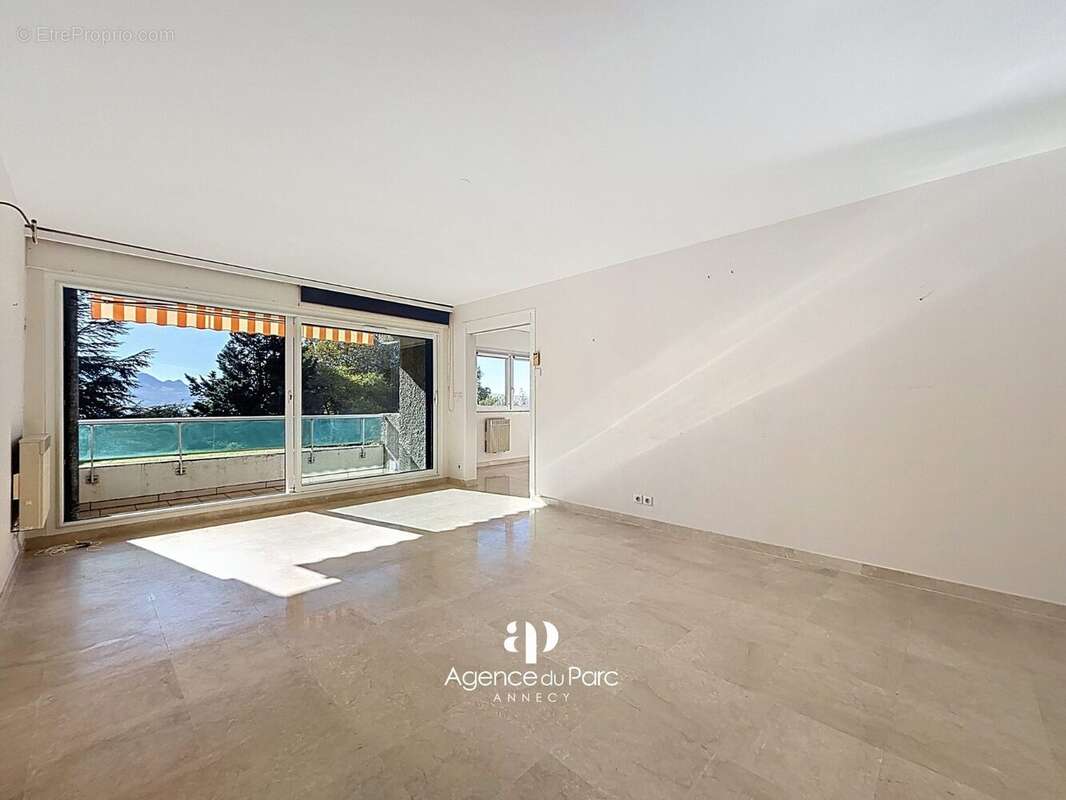 Appartement à ANNECY-LE-VIEUX