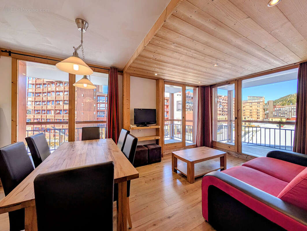 Appartement à LES CHAPELLES