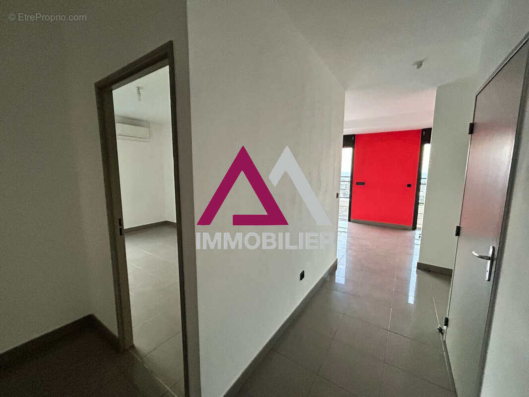 Appartement à SAINT-DENIS