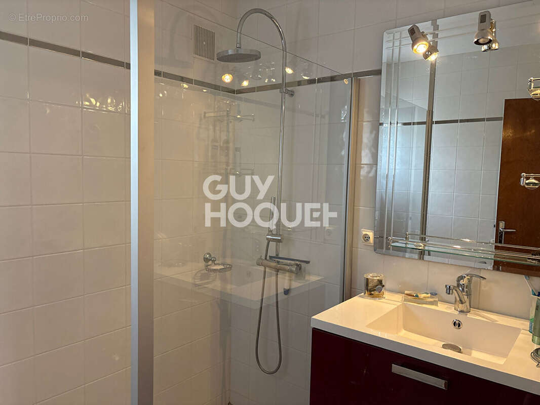 Maison à VILLENAVE-D&#039;ORNON