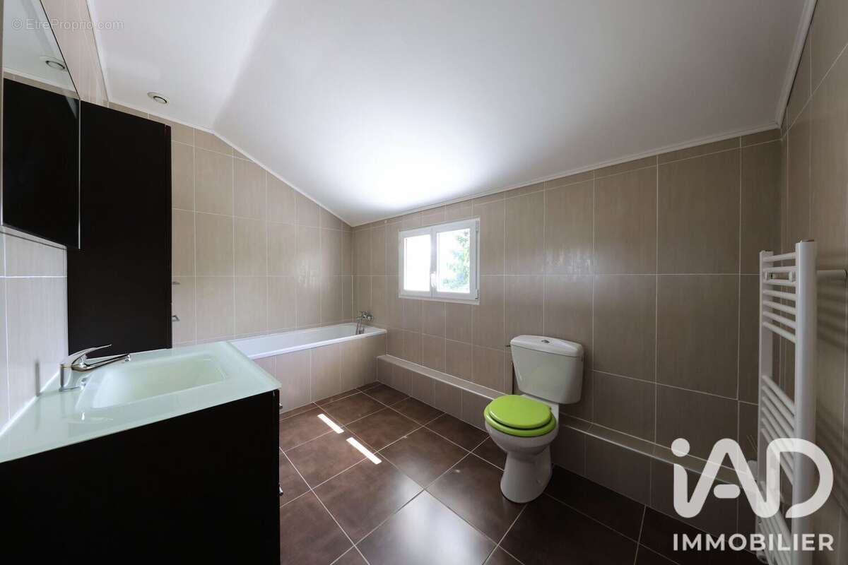 Maison 240 m² à Soisy-Sur-Seine  - photo 7