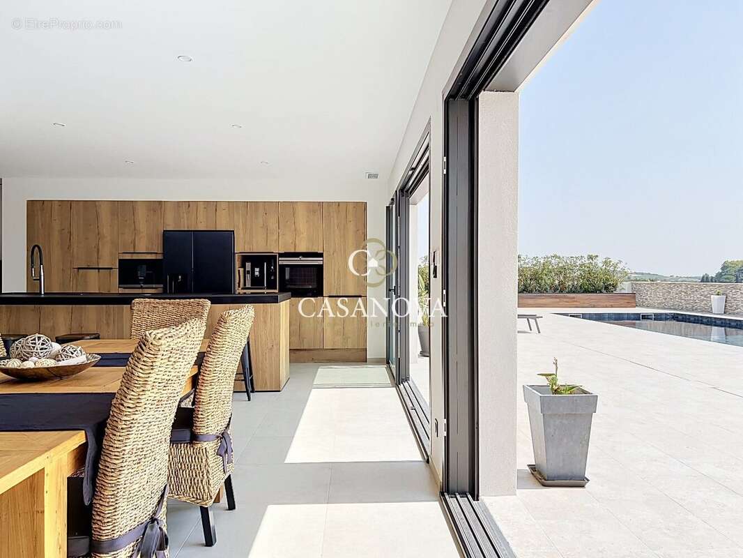 Villa d'exception : Panorama, Prestige & Potentiel à deux pas de Béziers et Pézenas - photo 6