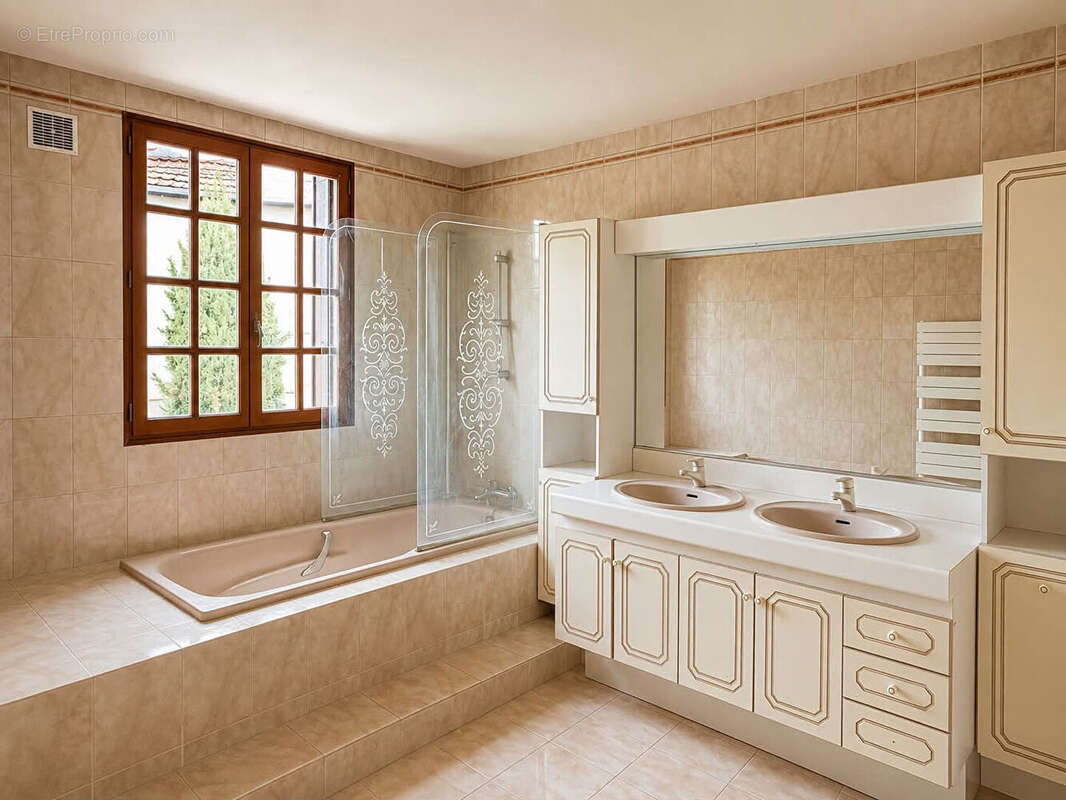 Maison à NEUILLY-PLAISANCE
