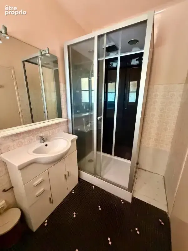 Charmante maison de plain-pied de 187 m² avec jardin arboré – Ladignac, Trentels  (47) - photo 7