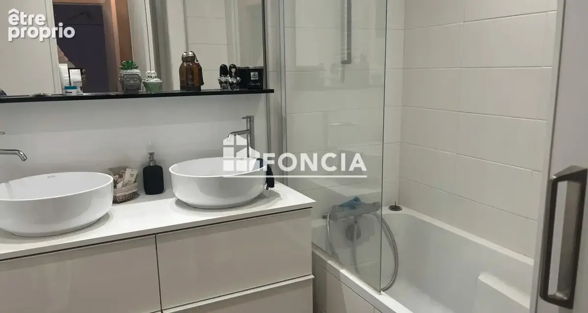 APPARTEMENT 64 m2-lumineux-balcon-cave & parking- quartier bizy - photo 6