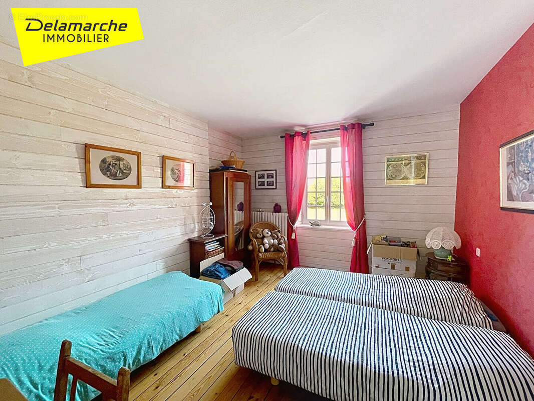 EXCLUSIVITE maison à vendre à  Le Grippon (50530) 4 chambres , dépendances et terrain - photo 9