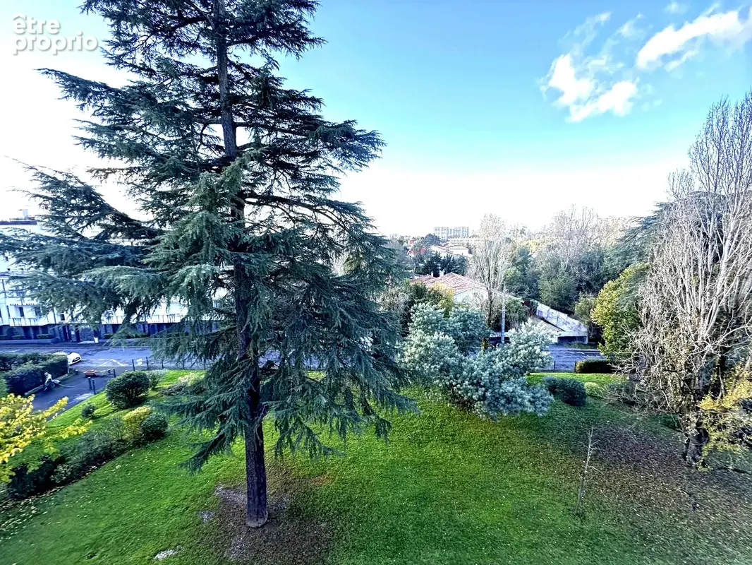 Caudéran – t4 au 4e et dernier étage – balcon – fort potentiel - photo 12