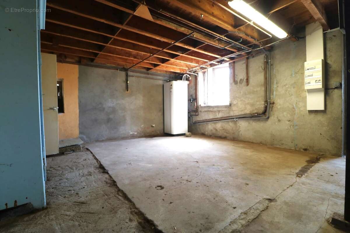 Maison à MESSIMY