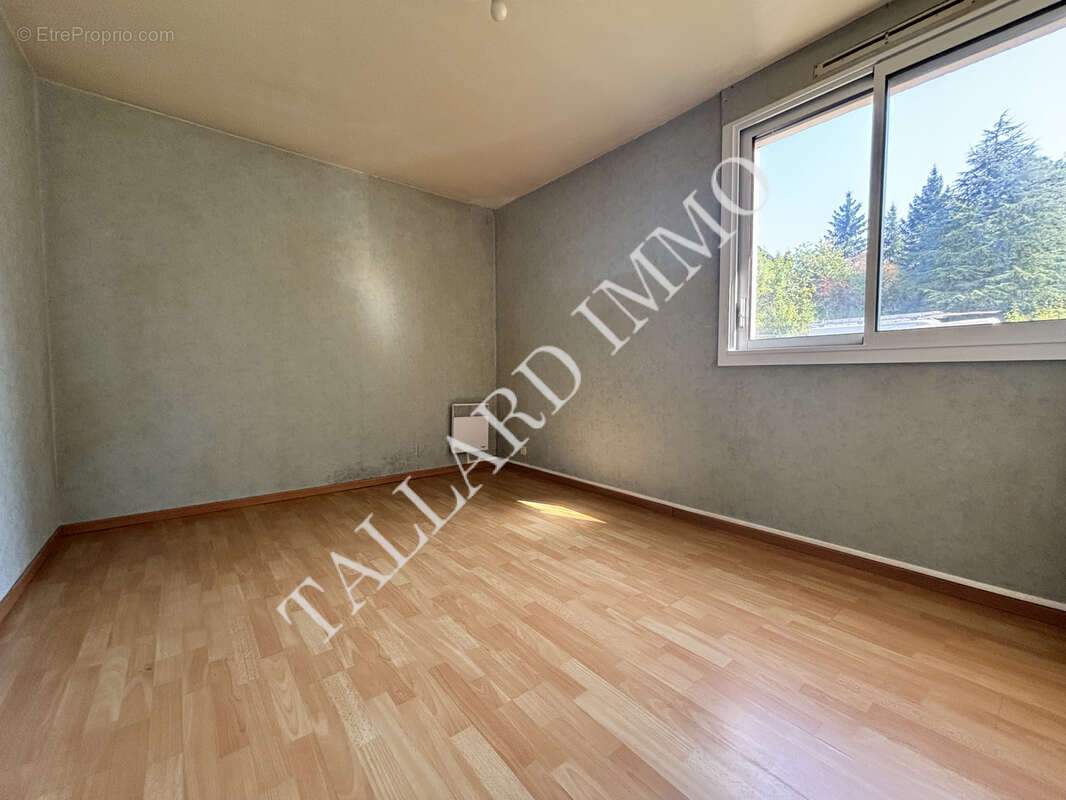 Gap Sud appartement type 3 + terrasse et cave - photo 11