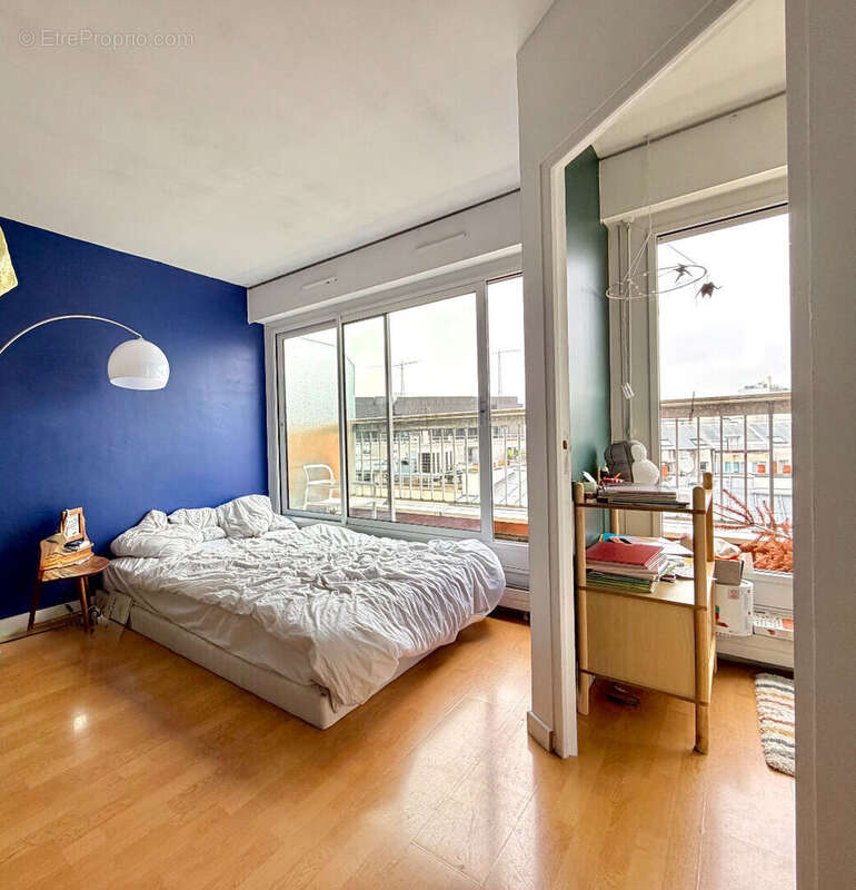 Appartement à PARIS-19E