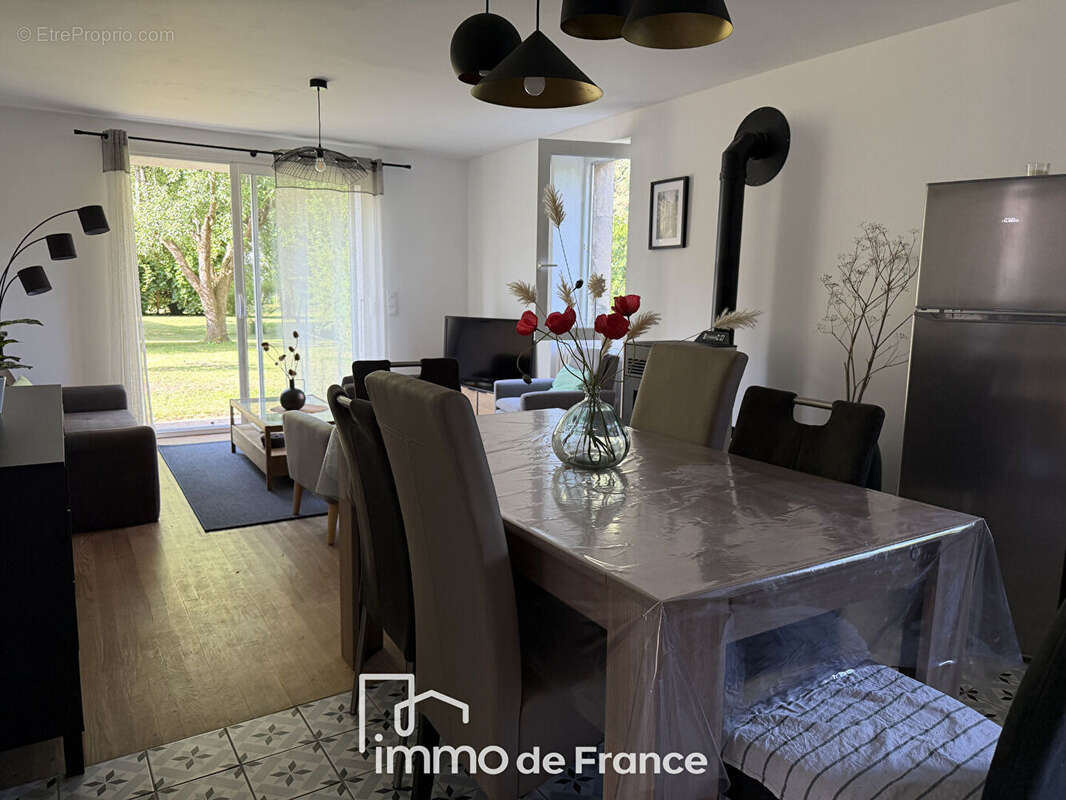 Belle maison en pierre rénovée avec terrain plat - photo 15