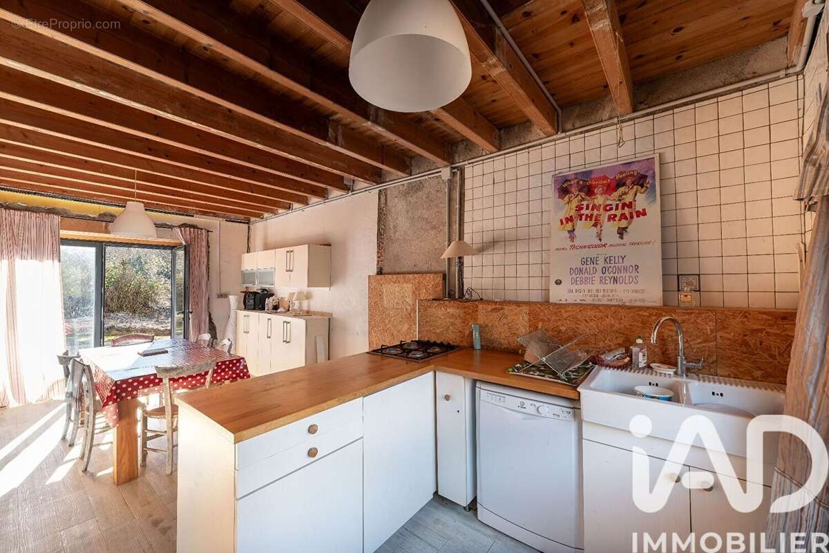 Photo 5 - Maison à VERNET-LA-VARENNE