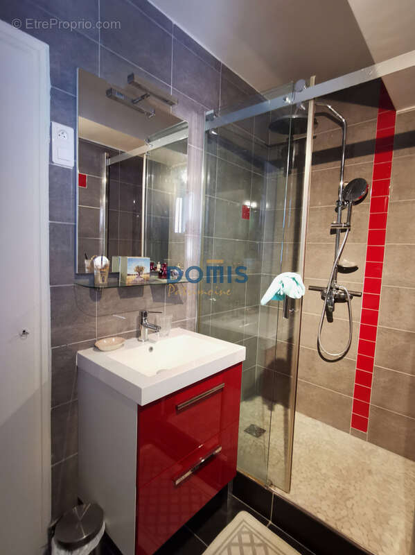 Nimes jean jaures/pompidou appt type 4 avec balcon et cave - photo 5