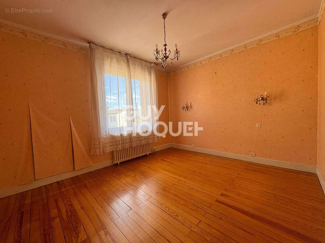 Maison 3 chambres avec jardin et garage à proximité du centre-ville d'Agen - photo 6