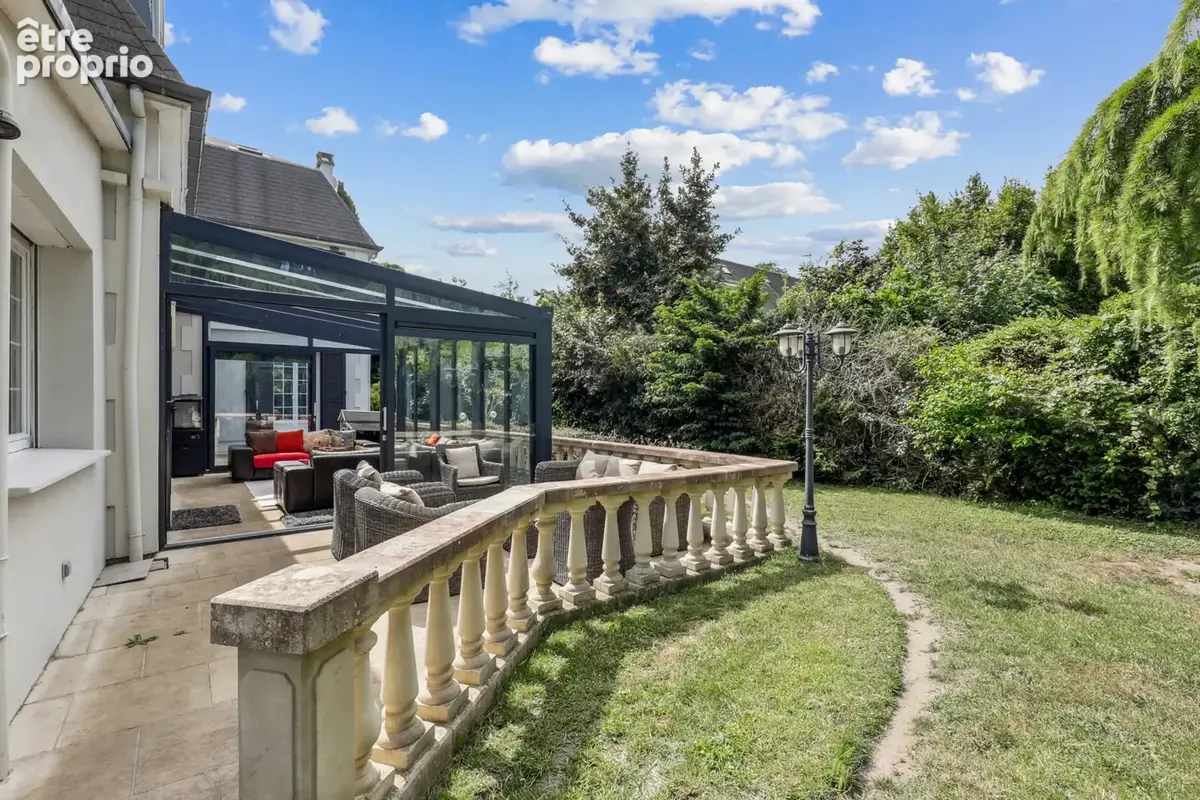 Maisons-Laffitte (78) - Maison familiale d'exception avec jardin. - photo 9