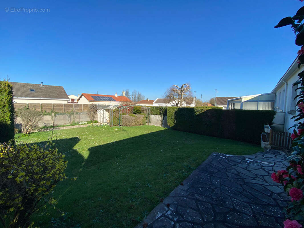 Maison à SAINT-LEGER-SOUS-CHOLET