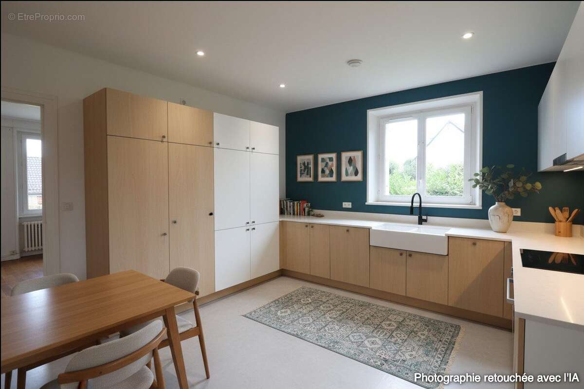 Maison à LE RELECQ-KERHUON