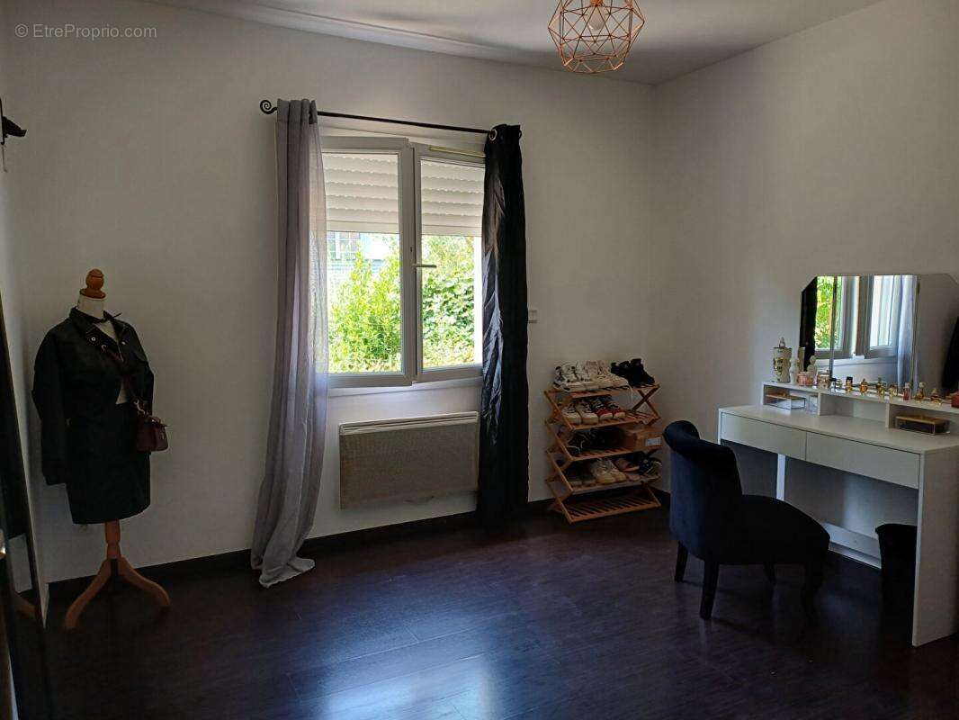 Sansais - Plain-pied 134 m2 et son jardin - photo 7