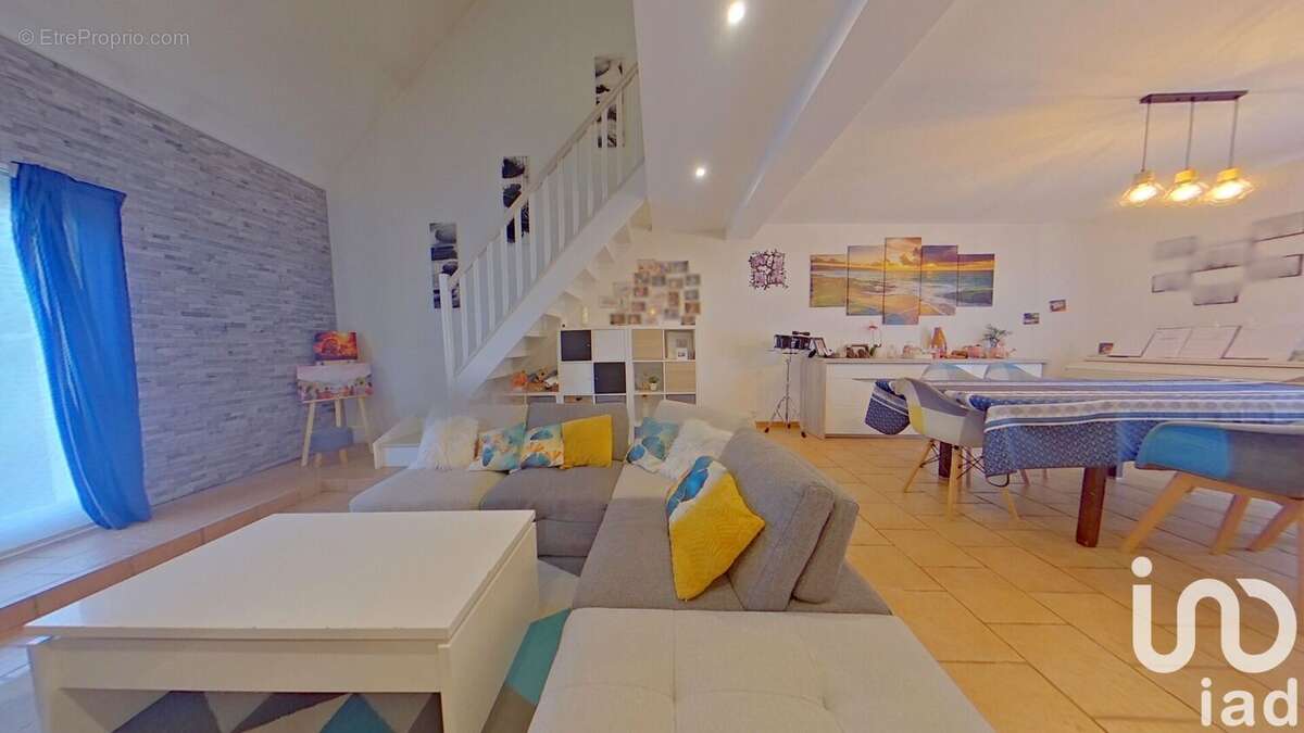 Photo 2 - Maison à CRISENOY